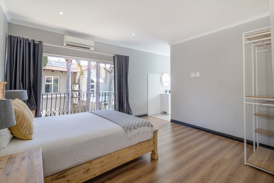 6 Bedroom Property for Sale in Eagles Landing North West